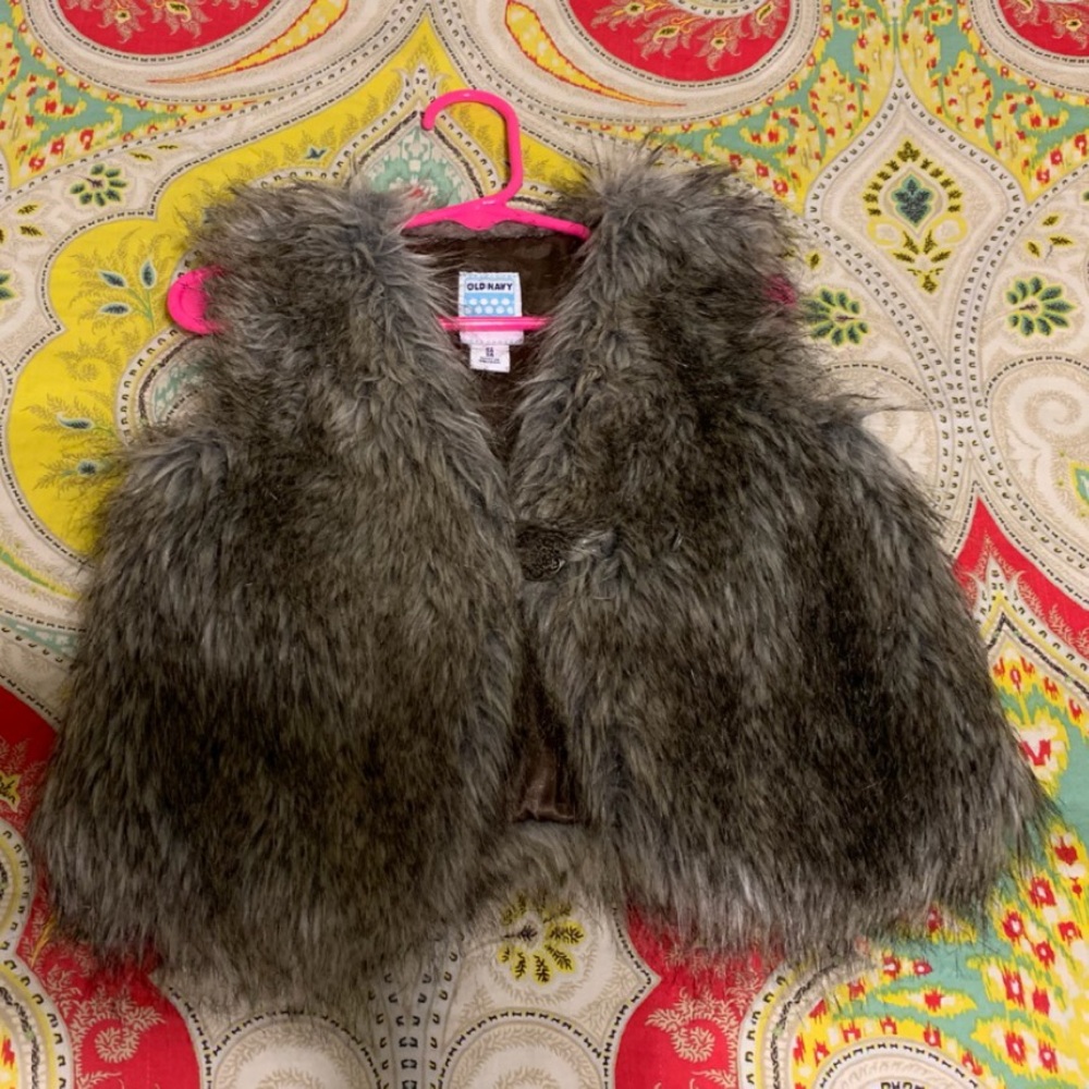 Old navy fur vest